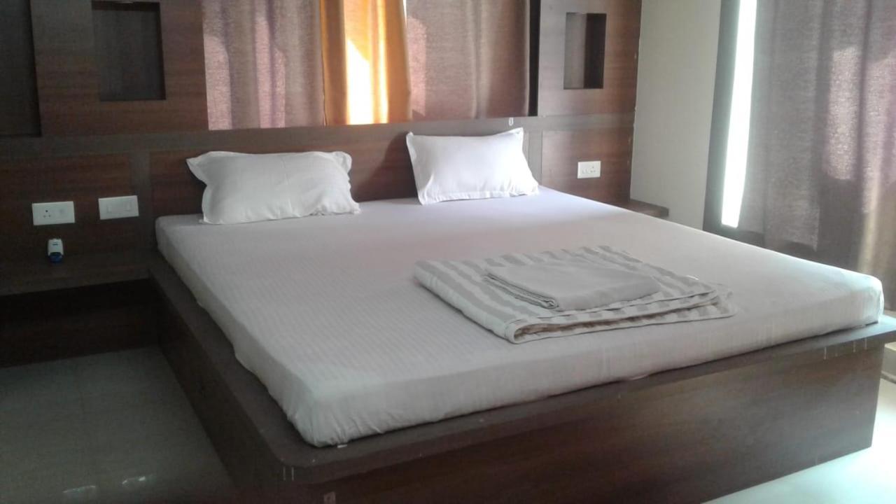 Wekare Sea Sight Service Apartments Puri Esterno foto